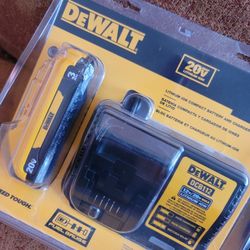 DeWalt Battery And Charger Kit