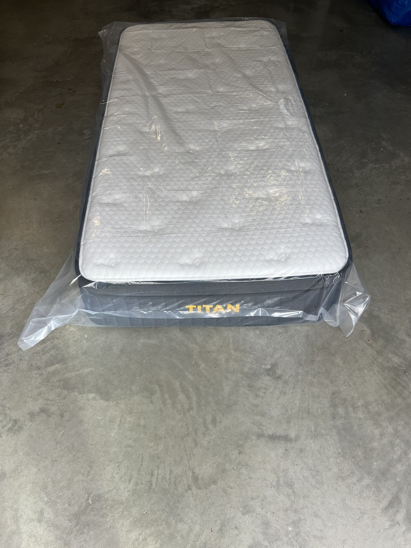 Brooklyn bedding Twin xl Mattress