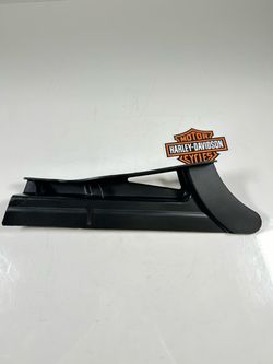 18 Harley Davidson Electra Glide Ultra Limited OEM Lower Belt Guard 60386-09. FREE SHIPPING. SM9KNT0441