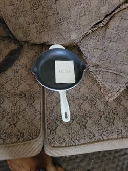 Cast Iron  Frying  Pan