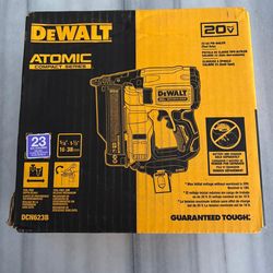 New dewalt pin nailer 23 ga tool only