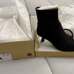 Michael Kors Brand New Size 8 Black Glitter