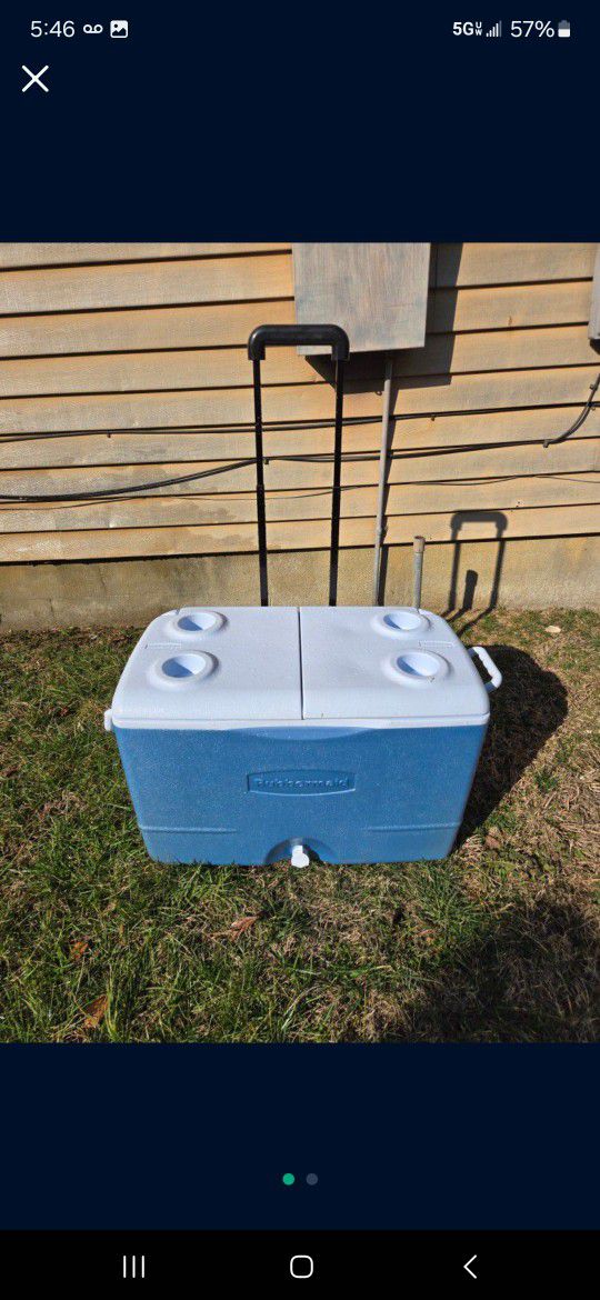Cooler On Wheels. "CHECK OUT MY PAGE FOR MORE DEALS "