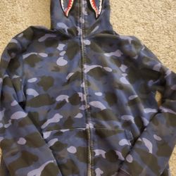 Bape Hoodie SIZE L