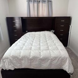 Queen Size Bed Room Set VERY NEGOTIABLE
