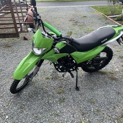 Dirt bike 