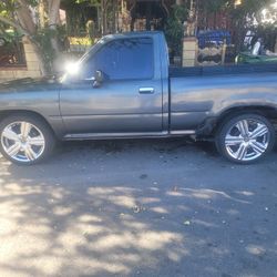 Toyota 1991 Pickup R22