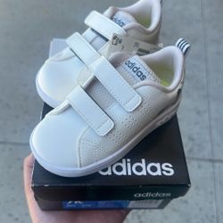 Adidas infant shoes size 7K