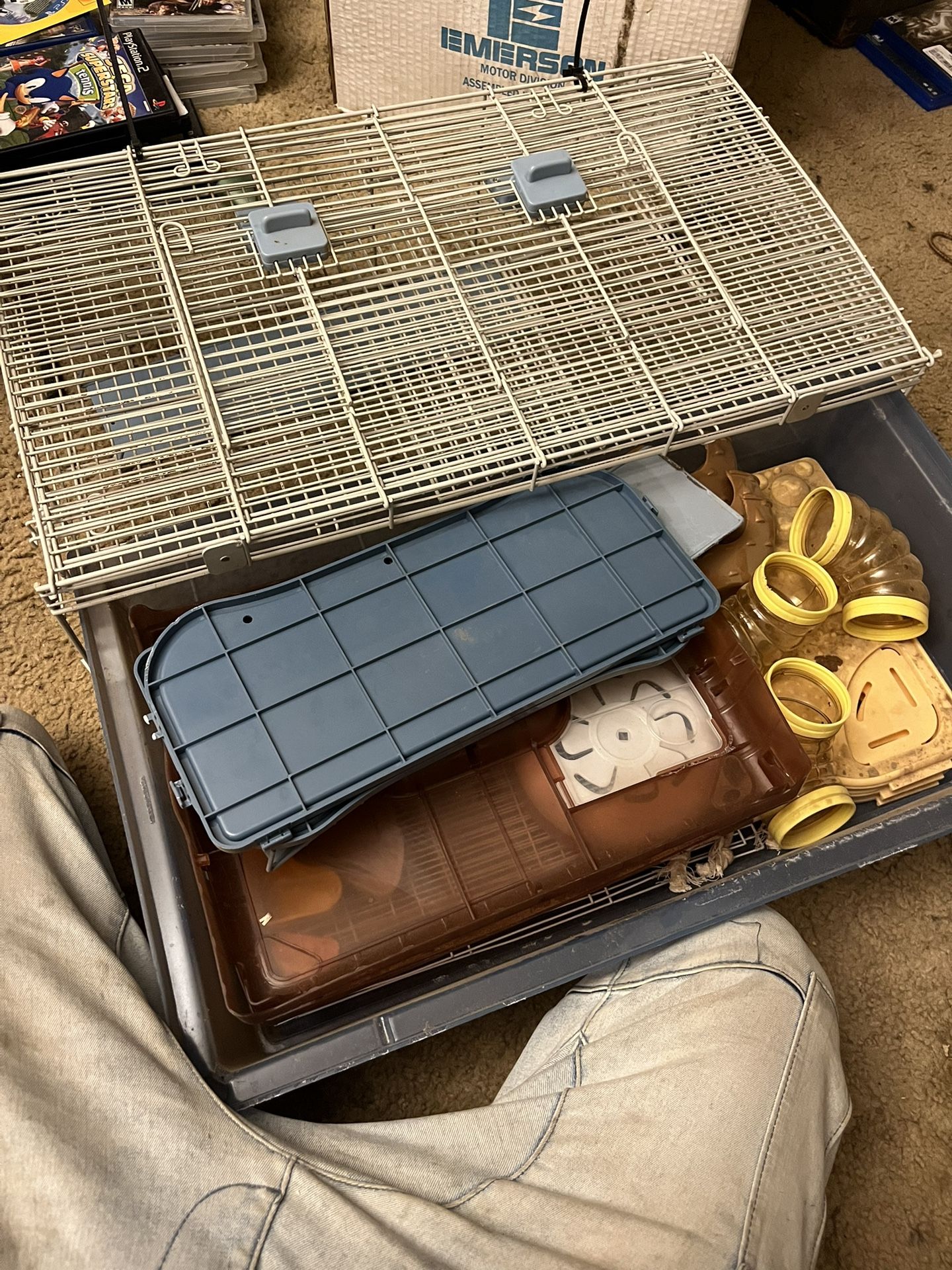 2 Gerbil/hamster Cages 1 Large, 1 Small