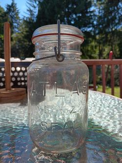 Quart Atlas E-Z Seal canning jar