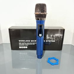 MICROPHONE 🎤 WIRELESS 🛜 KAREOKE $25.NEW