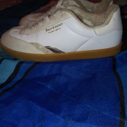Juicy Couture White & Gold Sneakers - Gum Sole - Women's Size [7 1/2]"