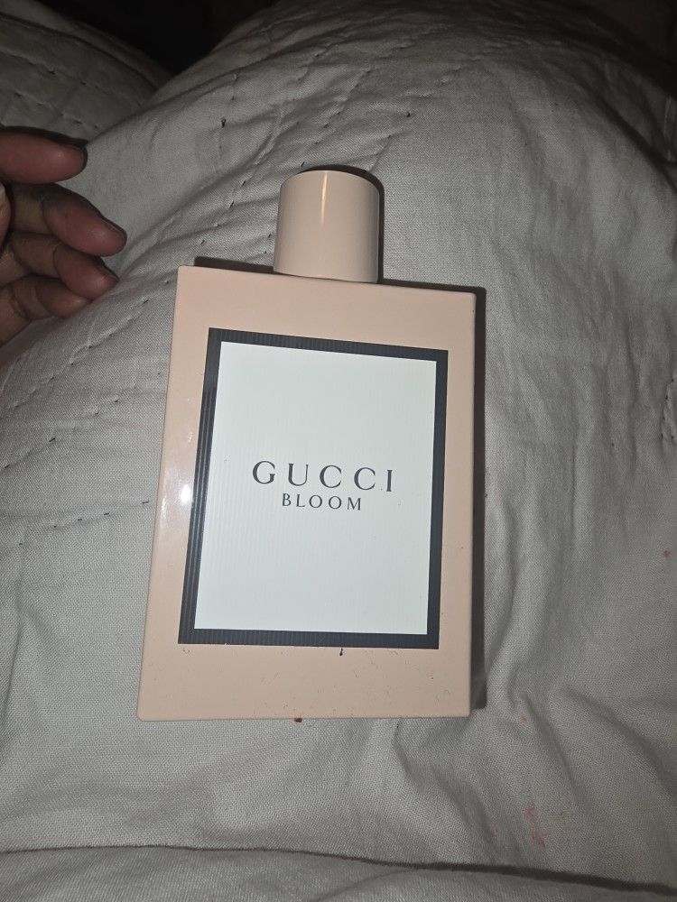 *New* 3.3oz Gucci Bloom Perfume