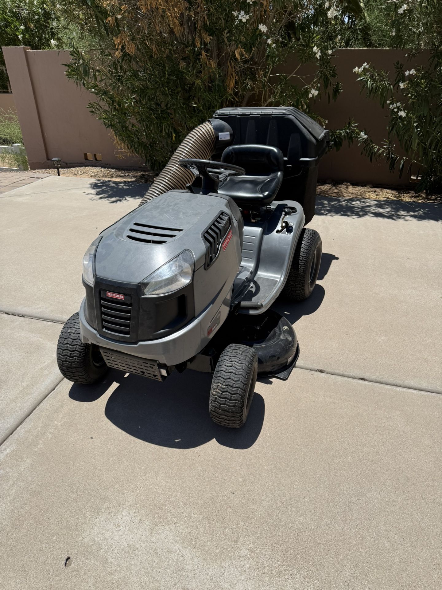 42” Craftsman Riding Mower 7.5 Silver Series