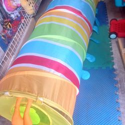 Kids Crawl Tunnel About 7 Foot Long 