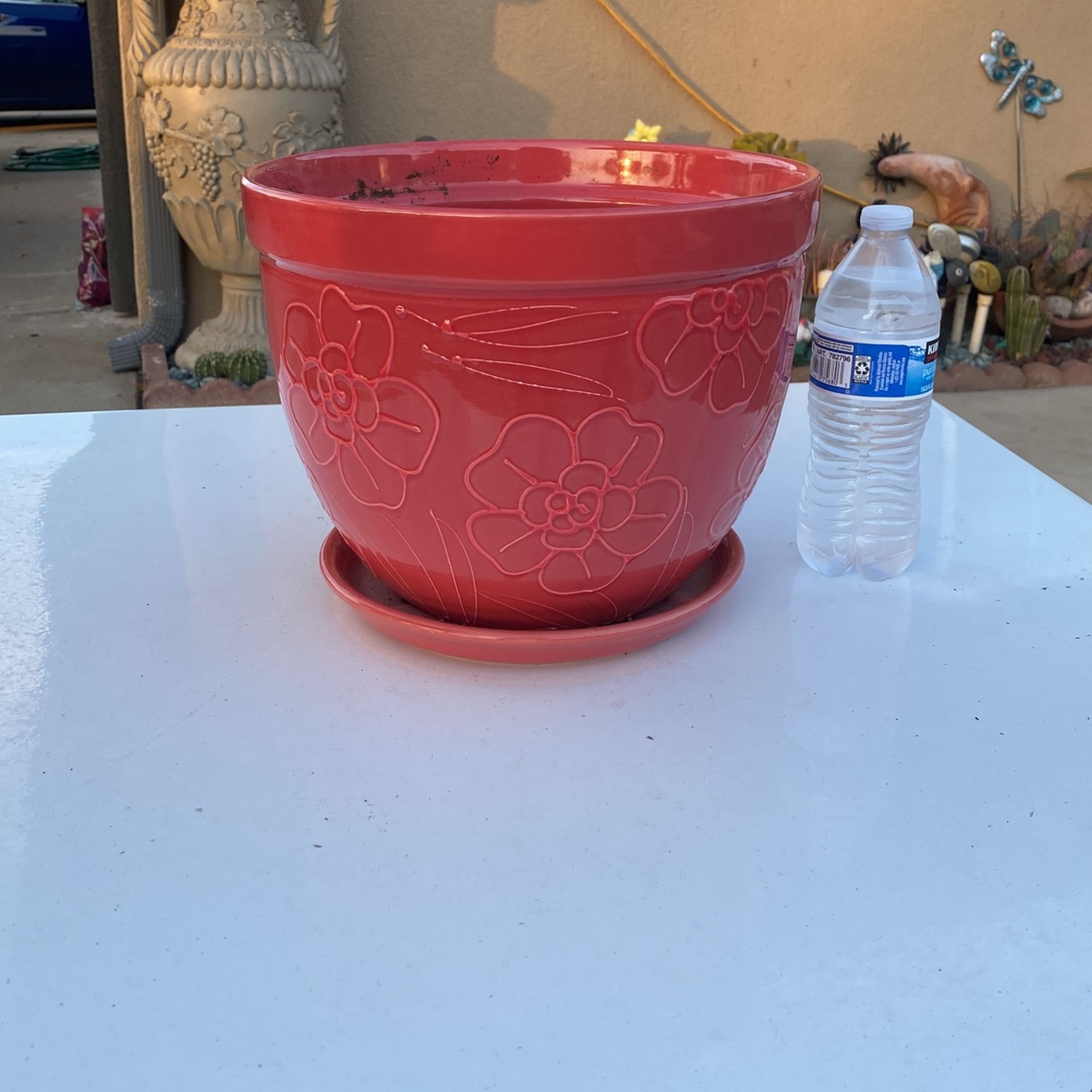 USED CERAMIC PLANT POT