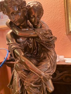 Bronze Figurine Sculpture Two Embracing Figures