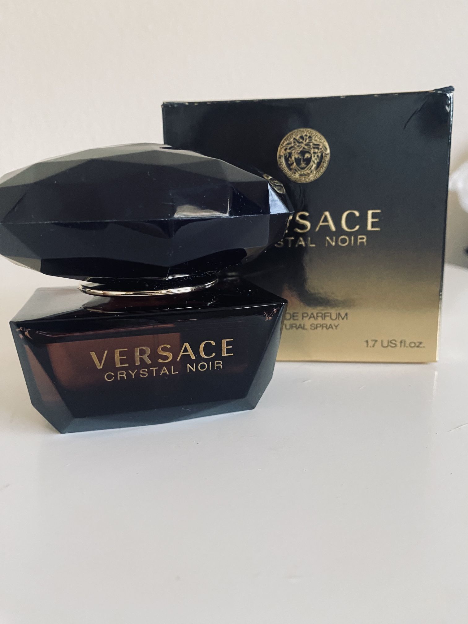 Versace Crystal Noir eau de parfum 1.7 Oz