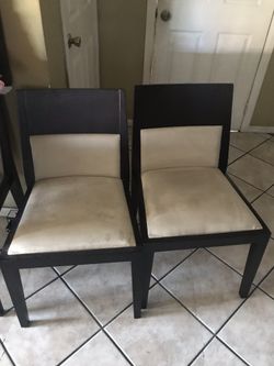Dining table chairs
