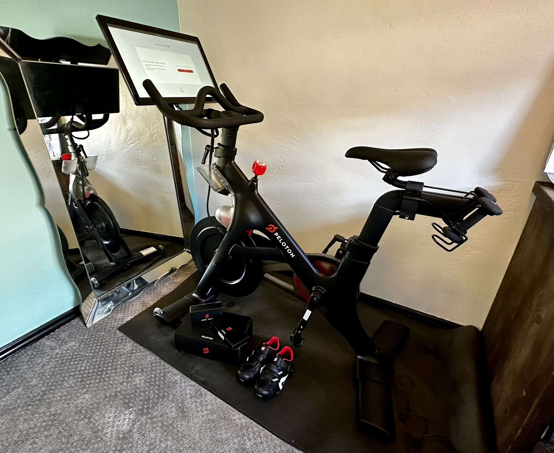 Peloton Bike with Bundle Accessories