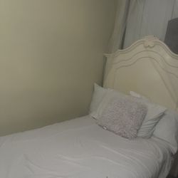 Twin xl Bed Frame And Mattress 