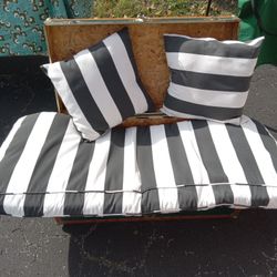 Black And White Cushion