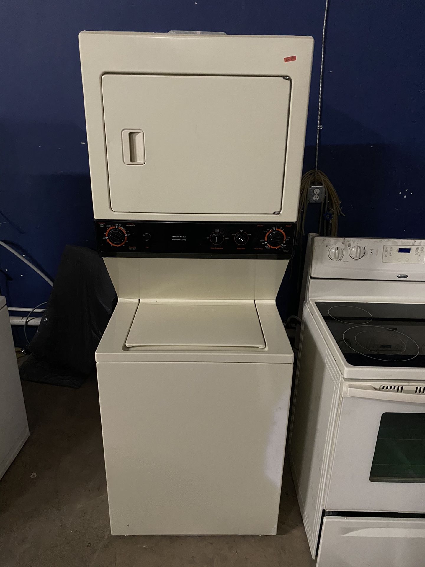 Stackable washer dryer full size