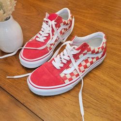 VANS SNEAKERS Size Men's 7 OR 8.5 Women's 