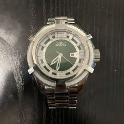 Invicta Watch That Has A Glowing Bezel