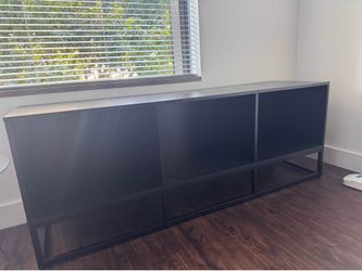 Black wood Tv console