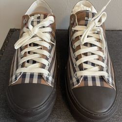 BURBERRY SHOES