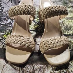 Womans Heels Lot 500+