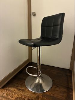 Salon Chair/ Silla De Estilista
