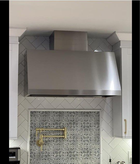 Stainless Steel Wall Mount Range Hood With Light