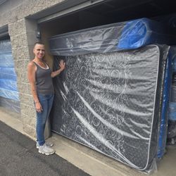 24/7 Same Day Delivery Se Habla Twin Mattress 99 Full 159 Queen Bed 179 King 229 Cali King 229 Se Habla Espanol All Sizes Available 