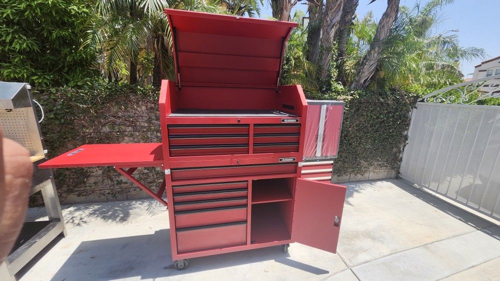 Husky Combination Tool Chest & Kobalt Work Bench