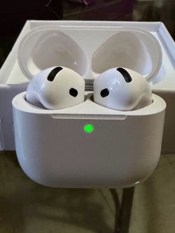 NEW & SEALED Apple AirPods 4 with Active Noise Cancellation - $100