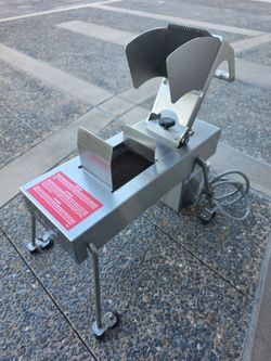 Edlund 358/115V Stainless Steel Food / Tomato Slicer, 3/16" Blades, Soft Fruits & Vegetables, 115v.