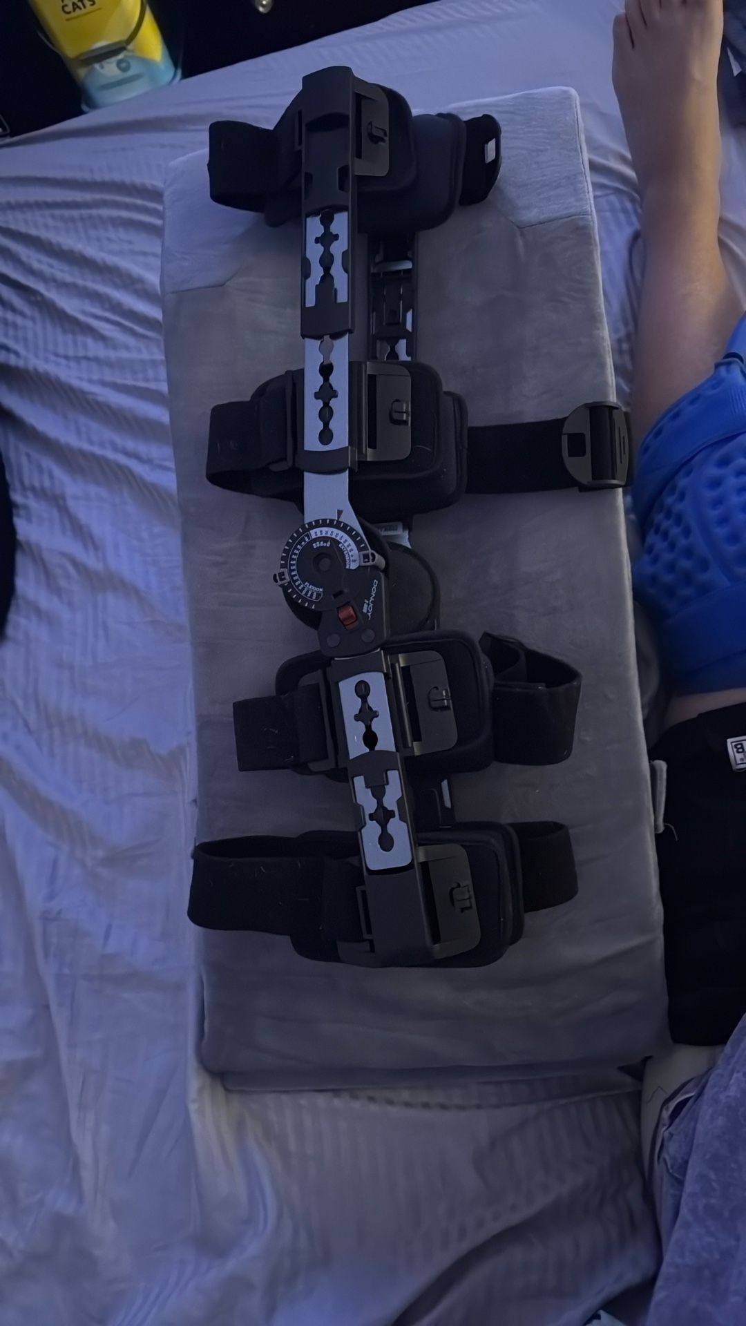 Knee Immobilizer Knee Brace