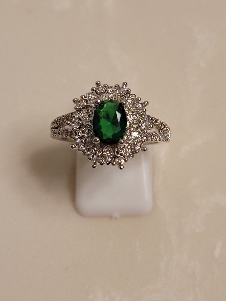 925 Silver CZ and Emerald Ring Size 9