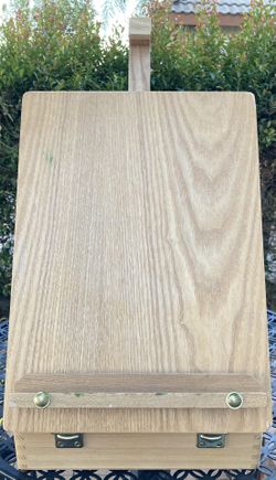Art Supplies Box Easel