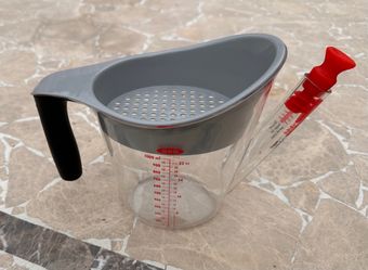 OXO Good Grips 4-Cup Fat Separator (Complete 3-Piece Set)