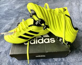 adidas Unisex/ Boys/Girls Copa 19.4 Firm Ground Soccer Shoe SIZE 6.5