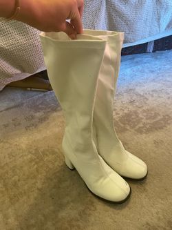 Women’s vintage gogo boots! size 11