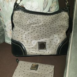 Dooney & Bourke Purse And Wallet