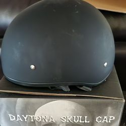 LADIES MOTORCYCLE HELMET