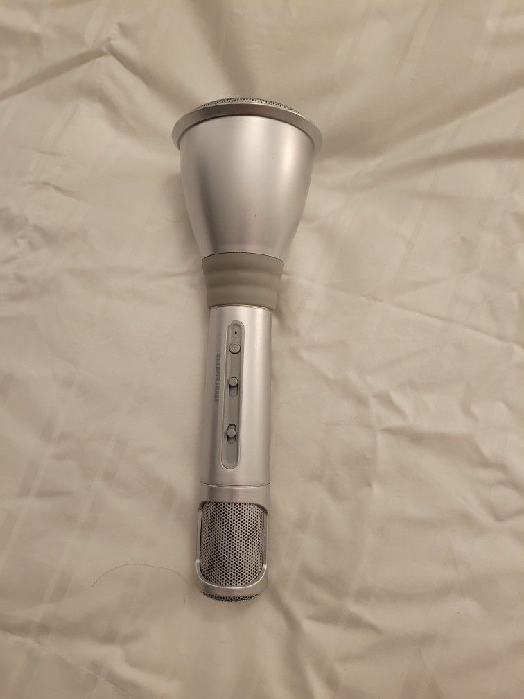 Dual Speaker And Microphone 