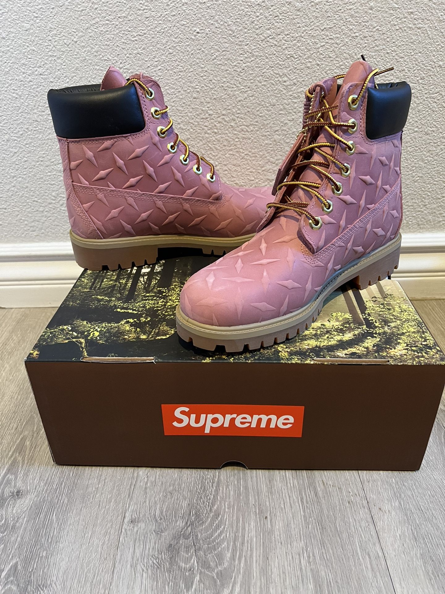 Supreme x Timberland Diamond Plate 6in Waterproof Boot- Sz 8 Supreme x Timberland Diamond Plate 6in Waterproof Boot- Sz 8