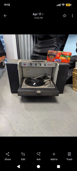 Record player GE