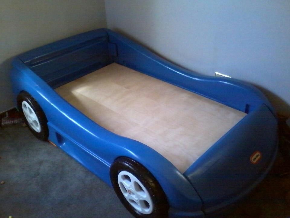 Little Tykes Racecar Toddler Bed